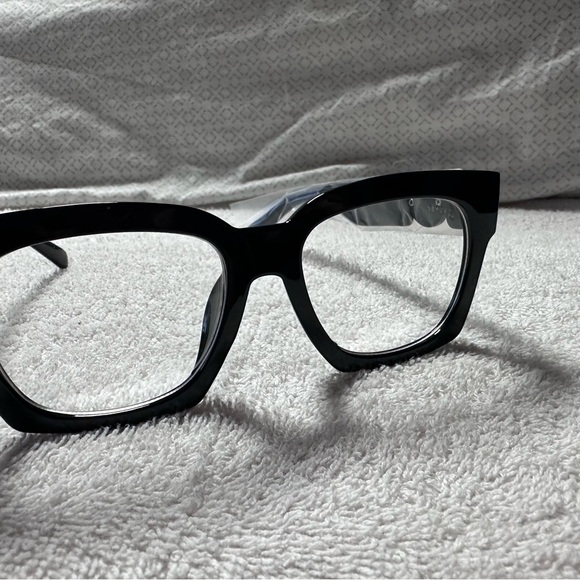 Stylish Black design glasses - Picture 1 of 2